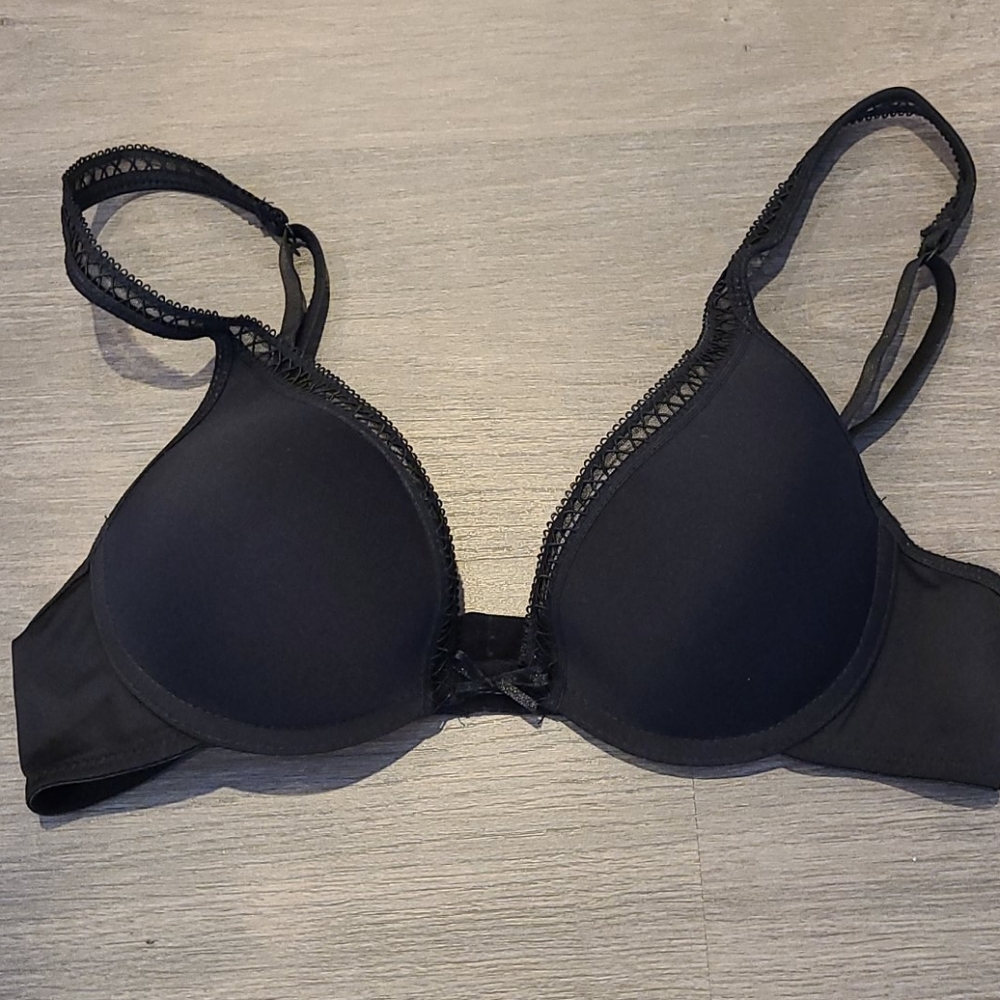 Black Push Up Bra NWOT